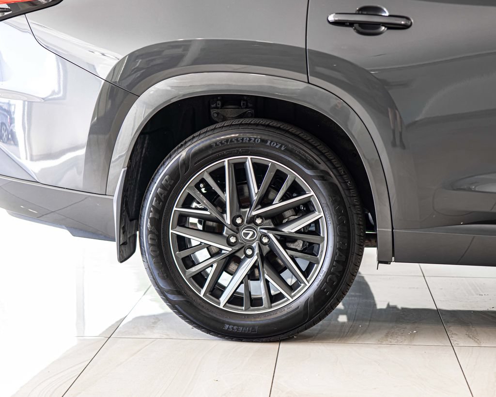 Used 2025 Lexus TX 350 AWD image 11