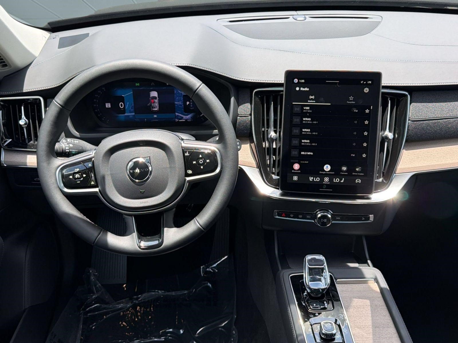 New 2026 Volvo XC90 B5 Core w/ Protection Package AWD/4WD image 28