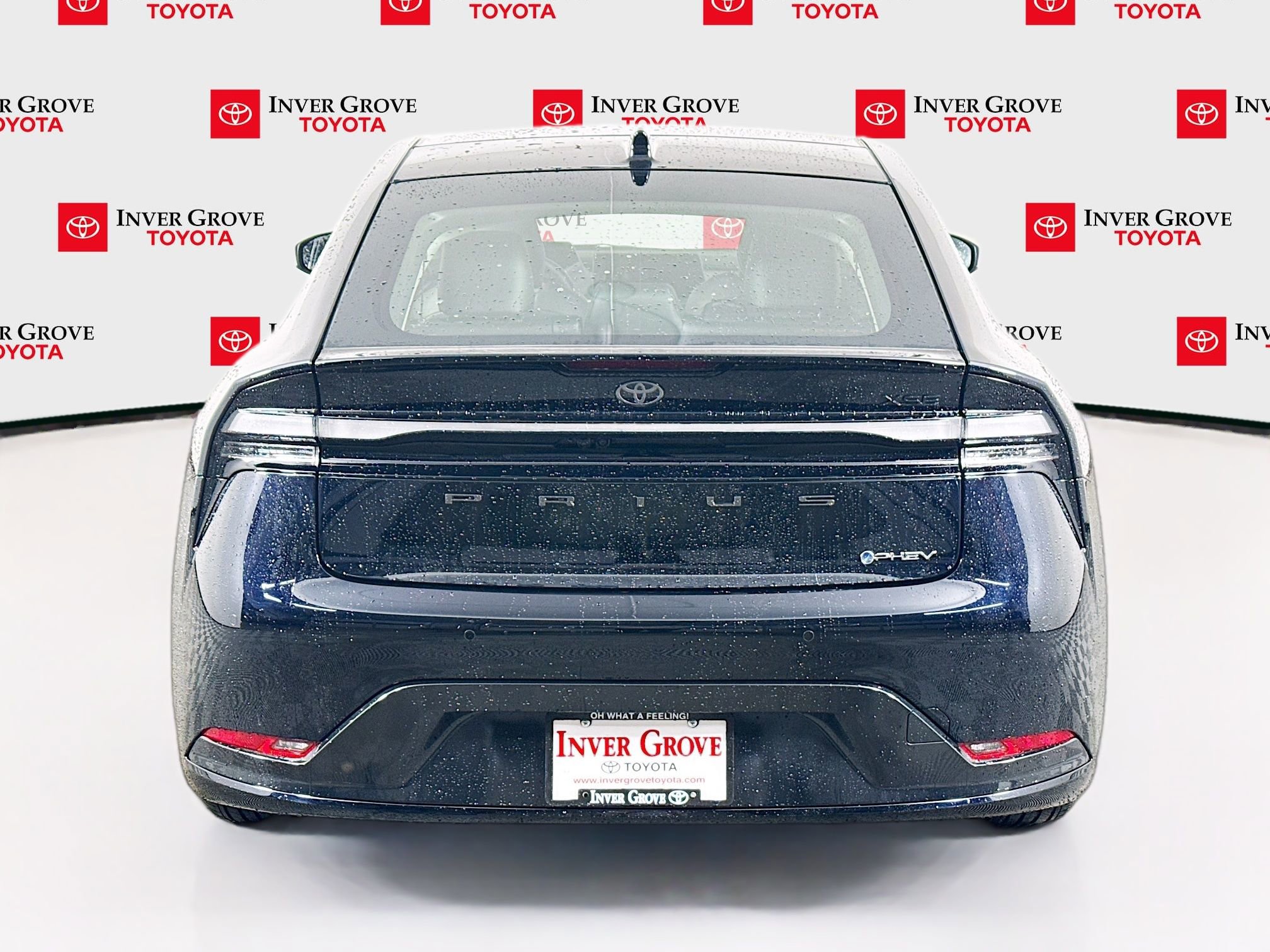 New 2026 Toyota Prius Plug-In Hybrid FWD image 6