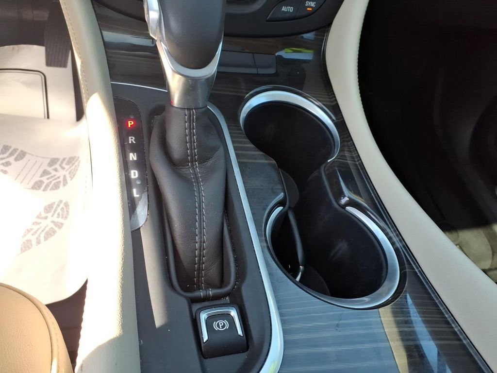 Used 2020 Buick Envision Essence FWD image 21