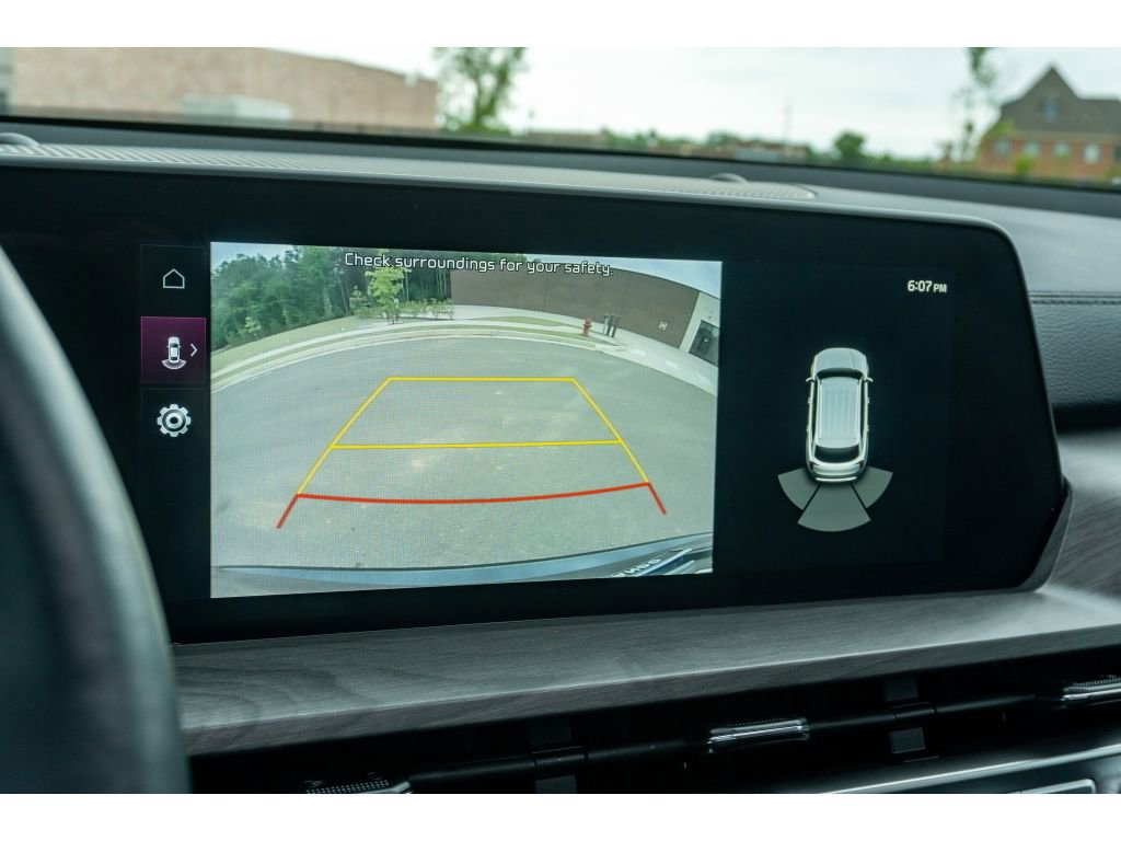 Used 2025 Kia Telluride AWD image 24