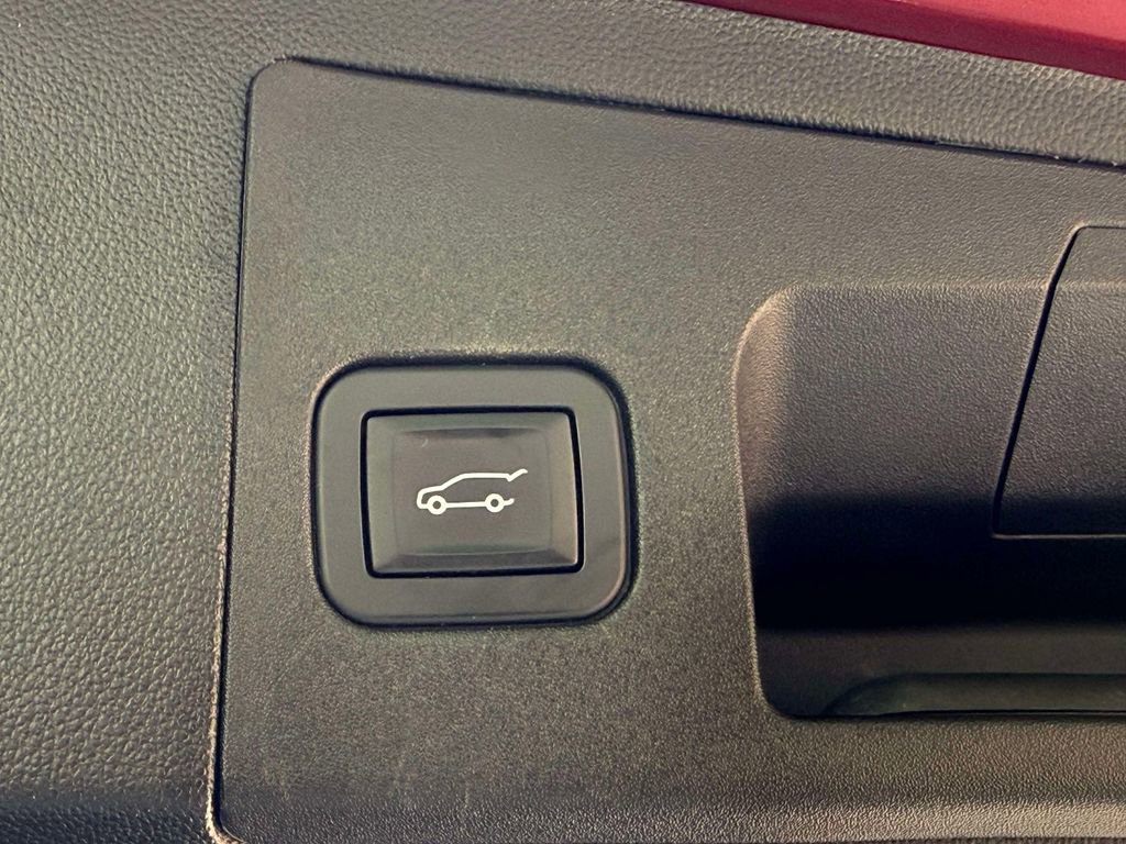 Used 2019 Cadillac XT5 Luxury AWD/4WD image 18
