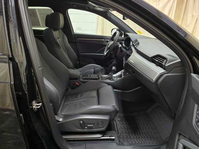 Certified 2024 Audi Q3 2.0T Premium w/ Convenience Package image 38