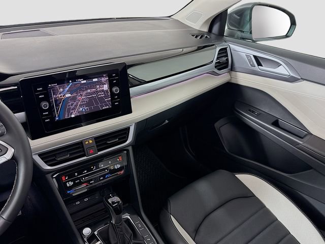 New 2026 Volkswagen Taos SEL image 24