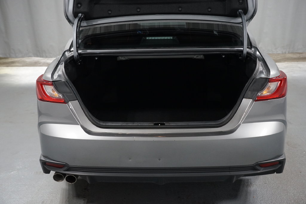 Certified 2025 Toyota Camry SE FWD image 34