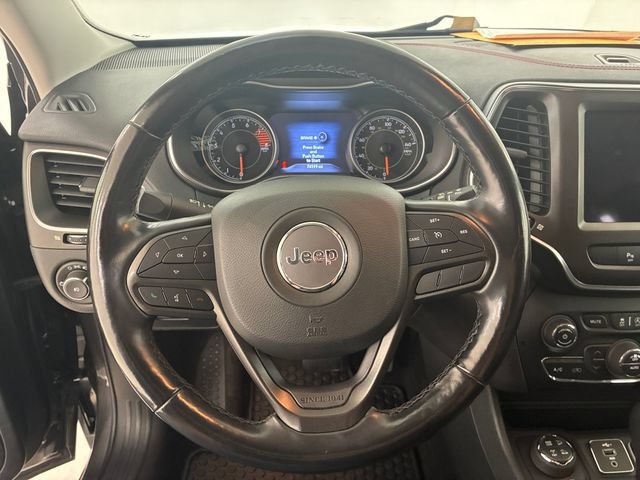 Used 2021 Jeep Cherokee Trailhawk w/ Comfort/Convenience Group AWD/4WD image 22