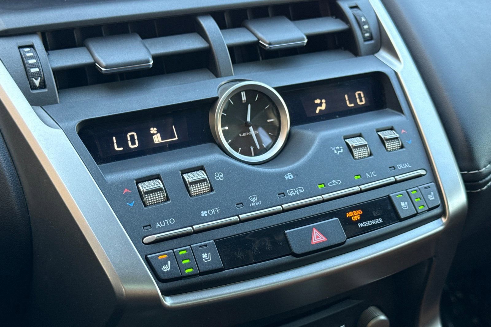 Used 2019 Lexus NX 300 FWD image 25