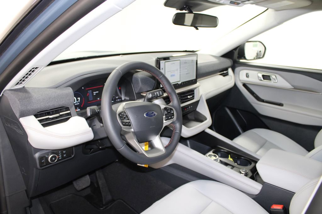 New 2026 Ford Explorer Active RWD image 23