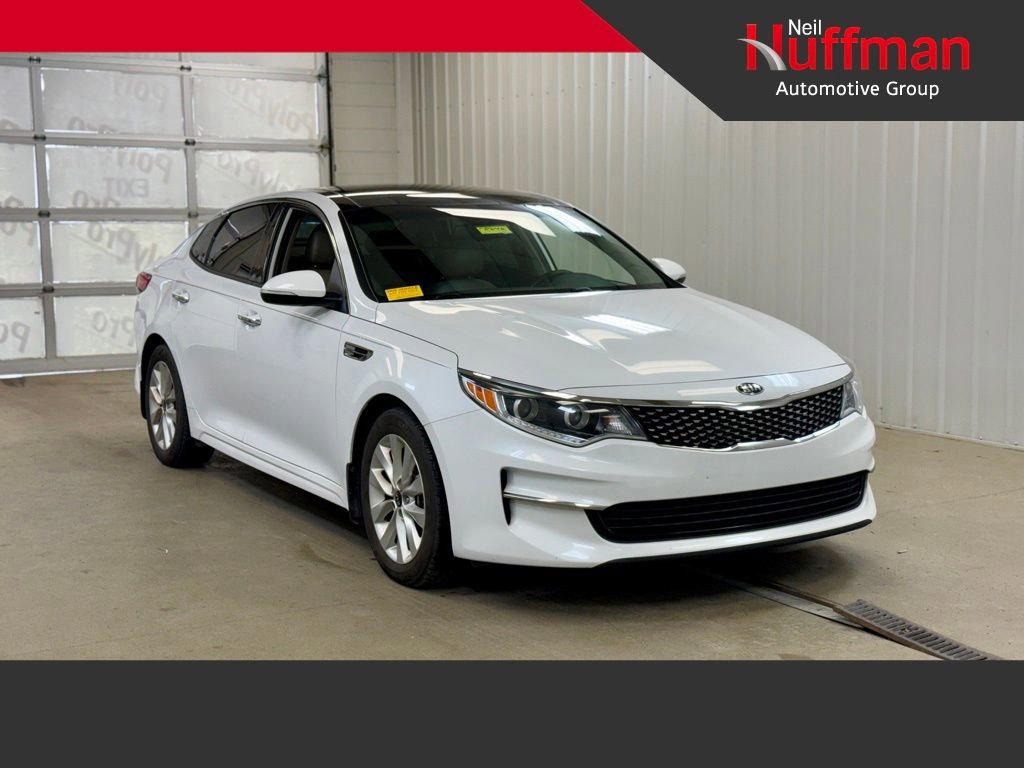 Used 2017 Kia Optima EX w/ Premium Package image 1