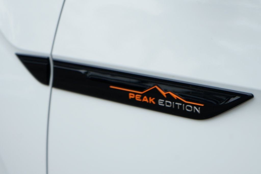 Used 2025 Volkswagen Atlas Peak Edition SE image 50