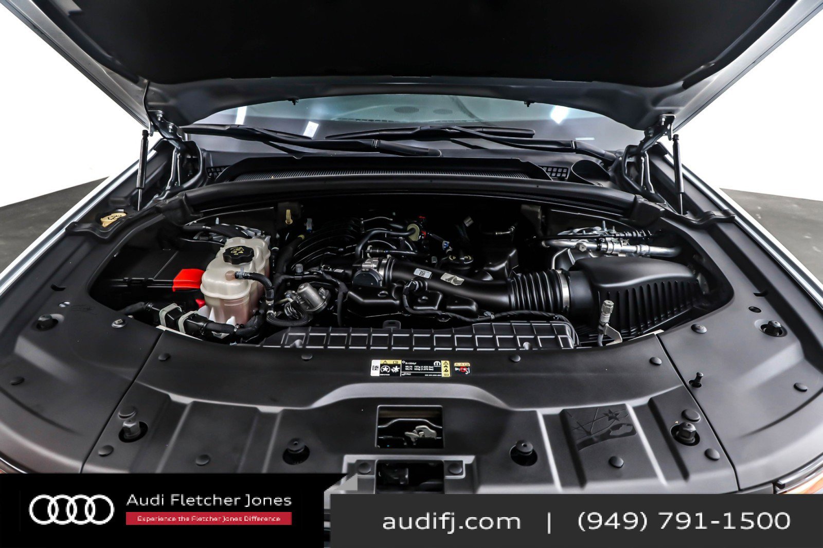 Used 2022 Jeep Grand Cherokee Altitude image 11