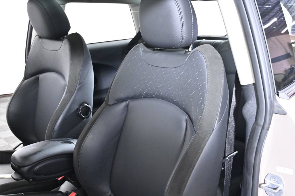 Used 2023 MINI Cooper S w/ Signature Upholstery Package FWD image 21