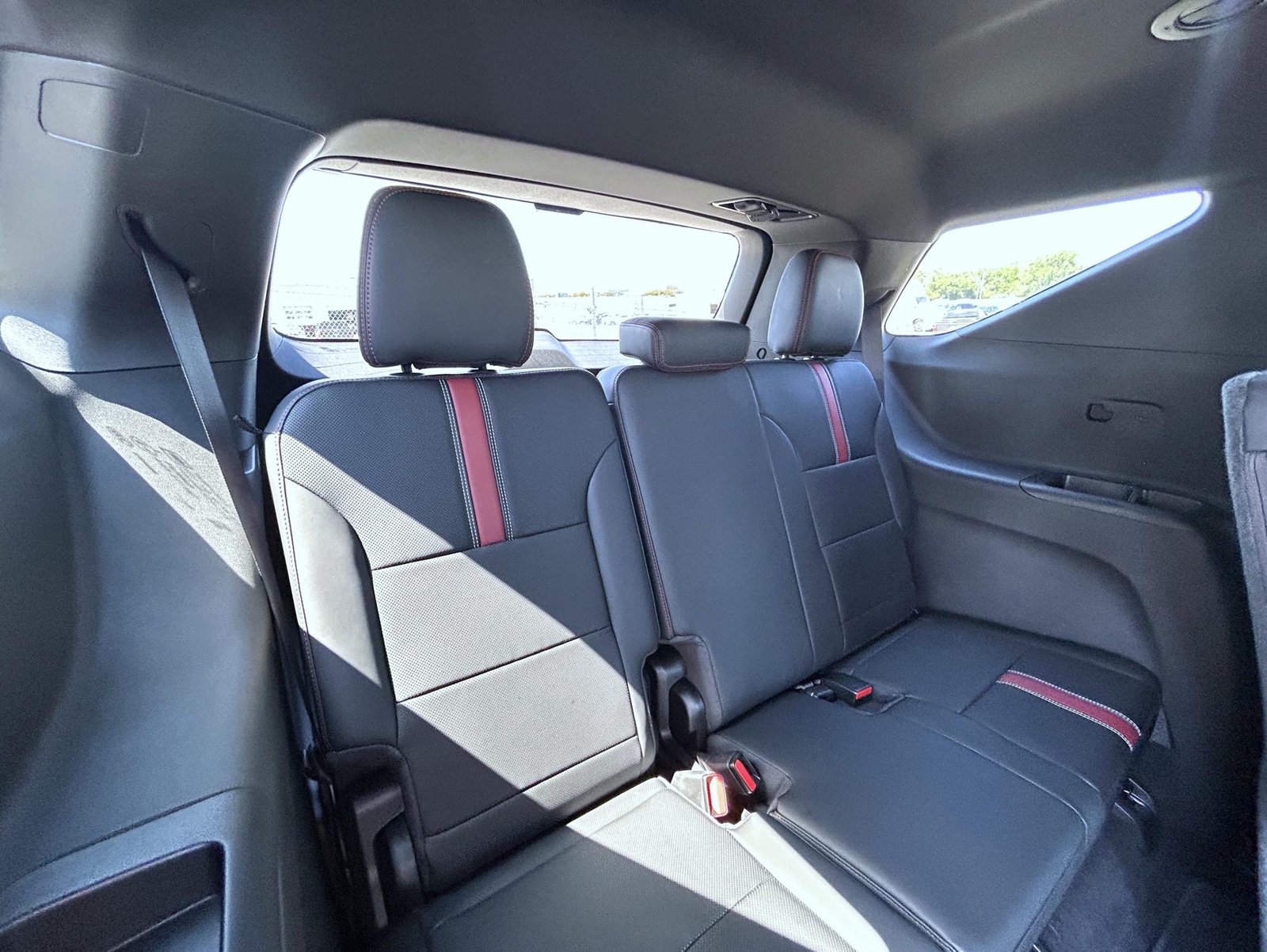 New 2027 Chevrolet Traverse RS AWD/4WD image 21