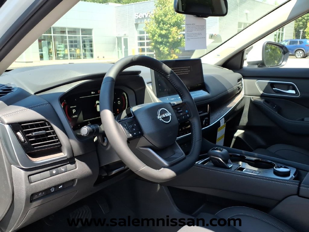 New 2026 Nissan Rogue Platinum w/ Platinum Premium Package AWD/4WD image 8