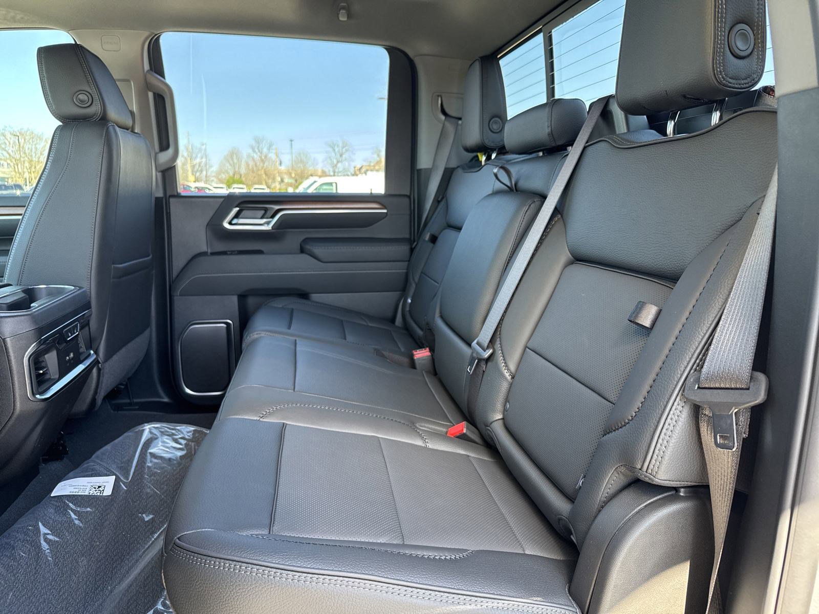 New 2025 GMC Sierra 2500 Denali w/ Denali Reserve Package image 30