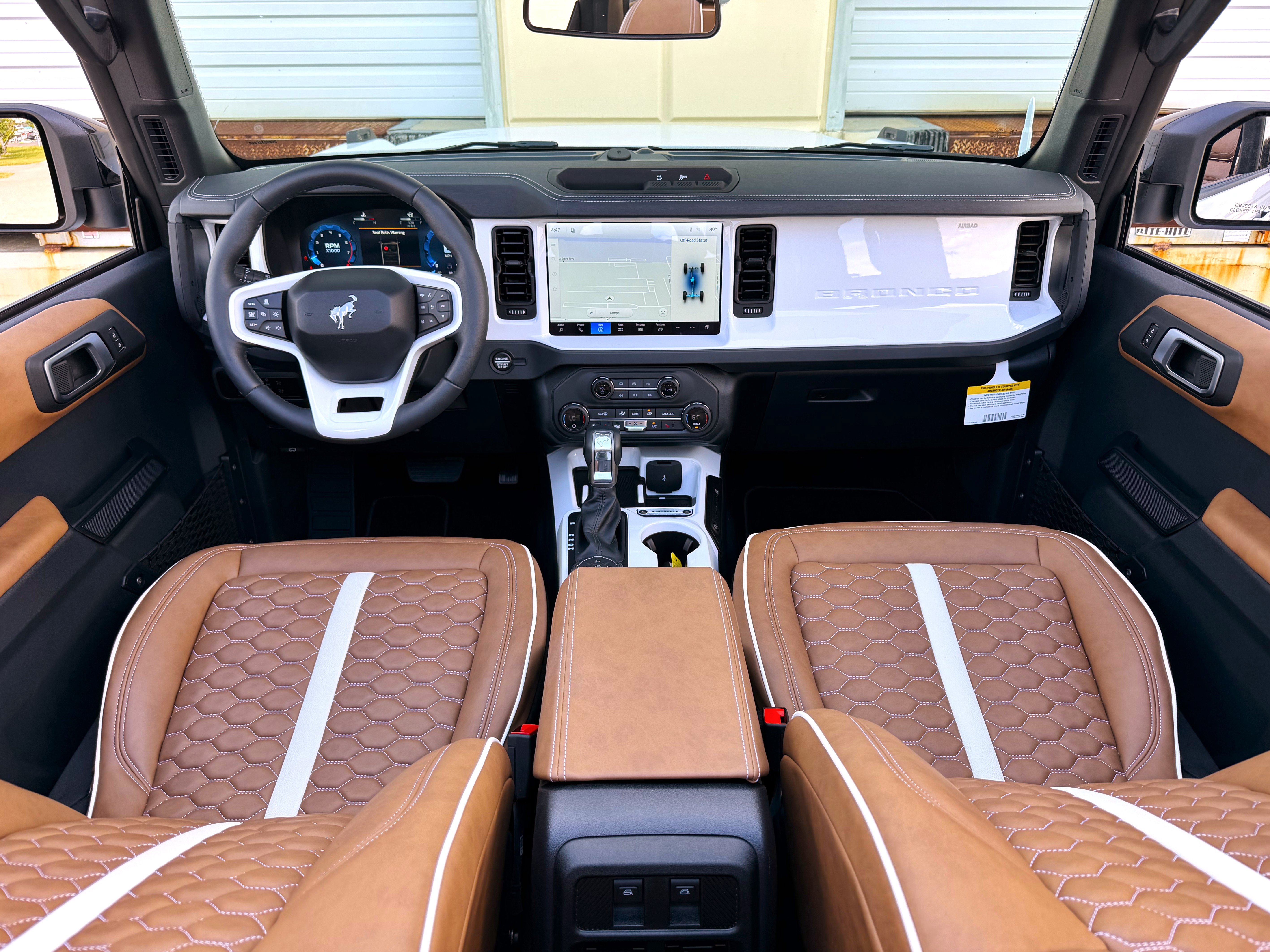 Used 2026 Ford Bronco Outer Banks AWD/4WD image 9