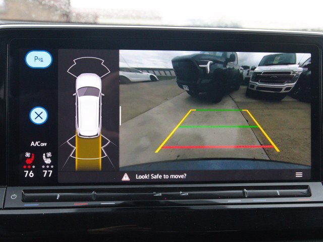 Used 2024 Volkswagen Atlas SE image 22