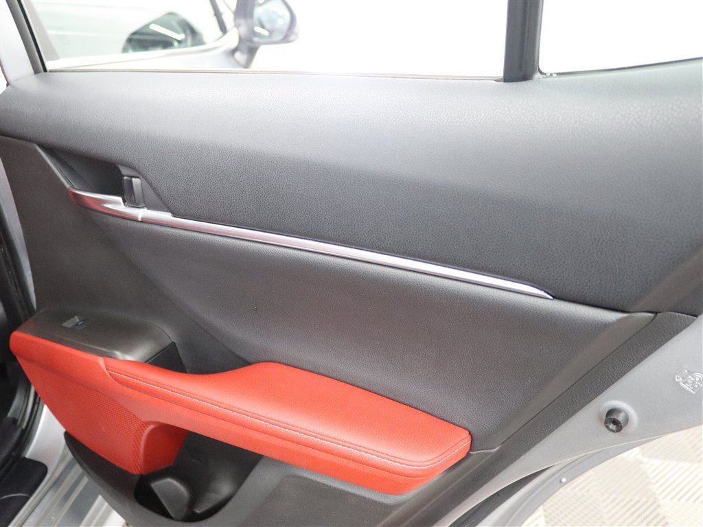 Used 2024 Toyota Camry XSE FWD image 22