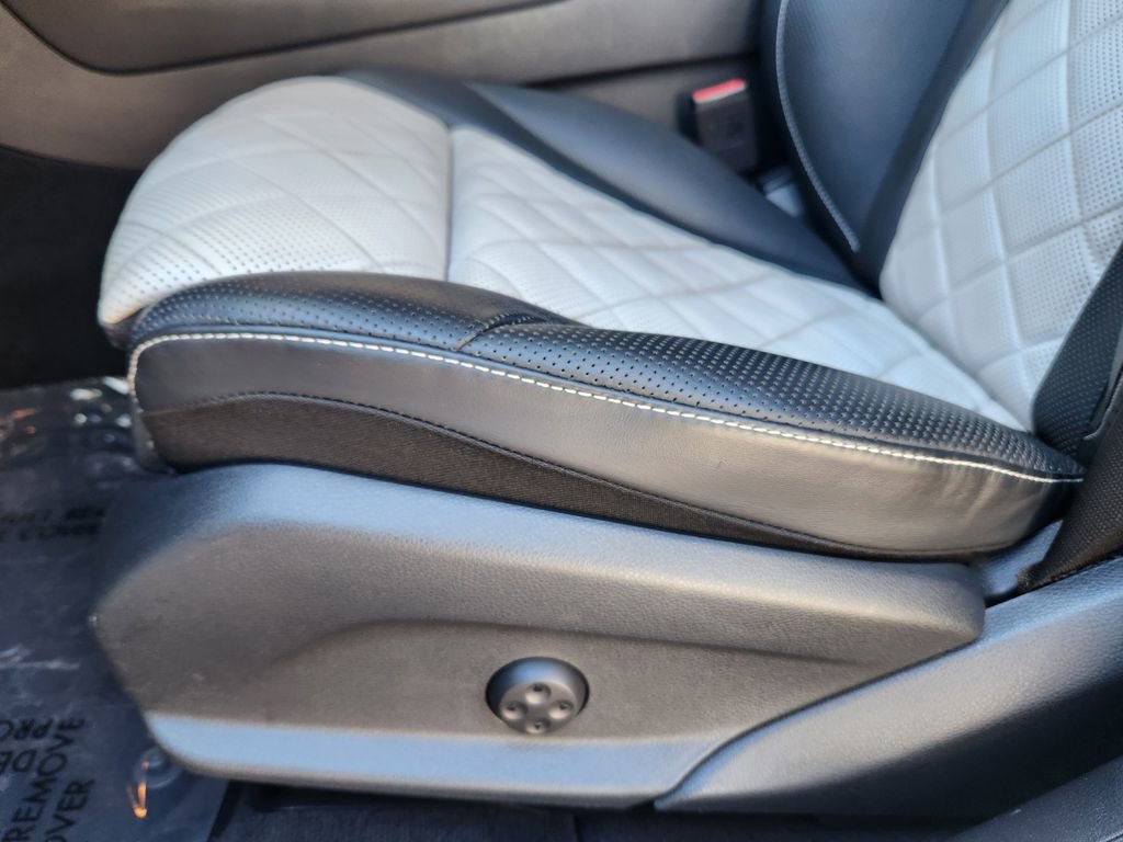 Used 2019 Mercedes-Benz GLC 63 AMG 4MATIC Coupe image 28