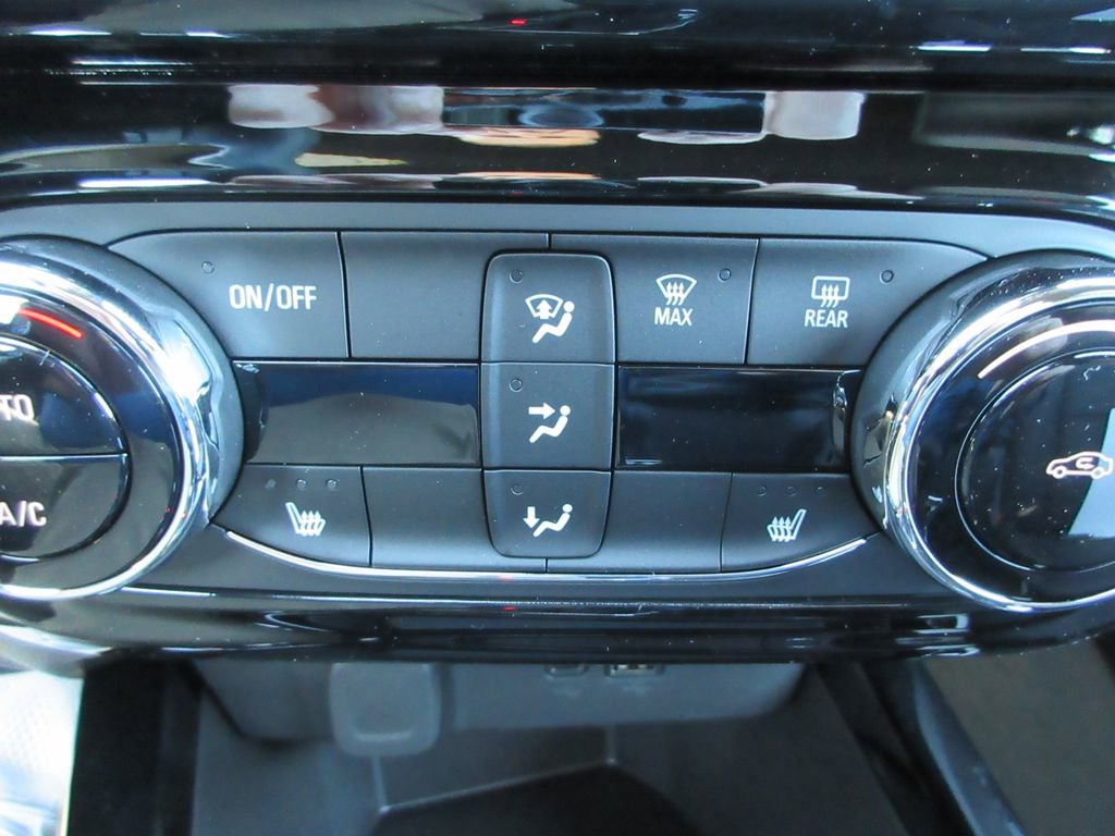 New 2026 Chevrolet Trax RS w/ Driver Confidence Package FWD image 30