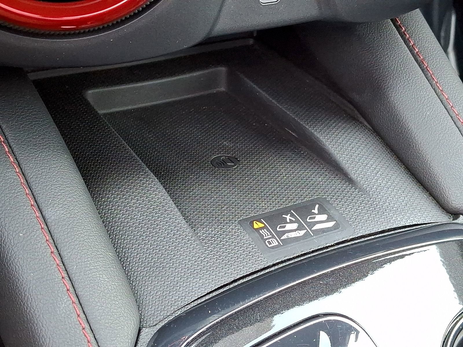 Used 2023 Chevrolet Blazer RS w/ Enhanced Convenience Package image 26