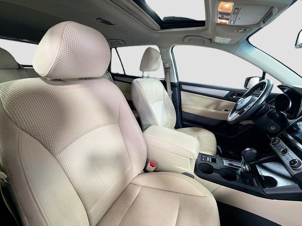 Used 2017 Subaru Outback 2.5i Premium image 28