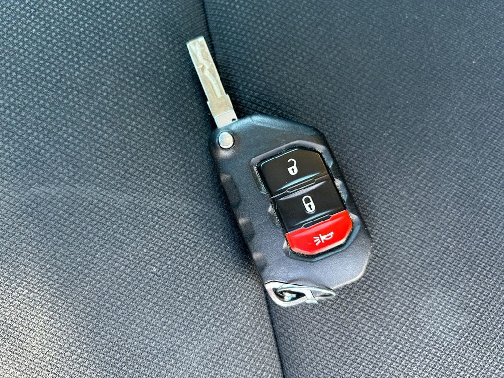 Used 2022 Jeep Wrangler Unlimited Sport AWD/4WD image 34