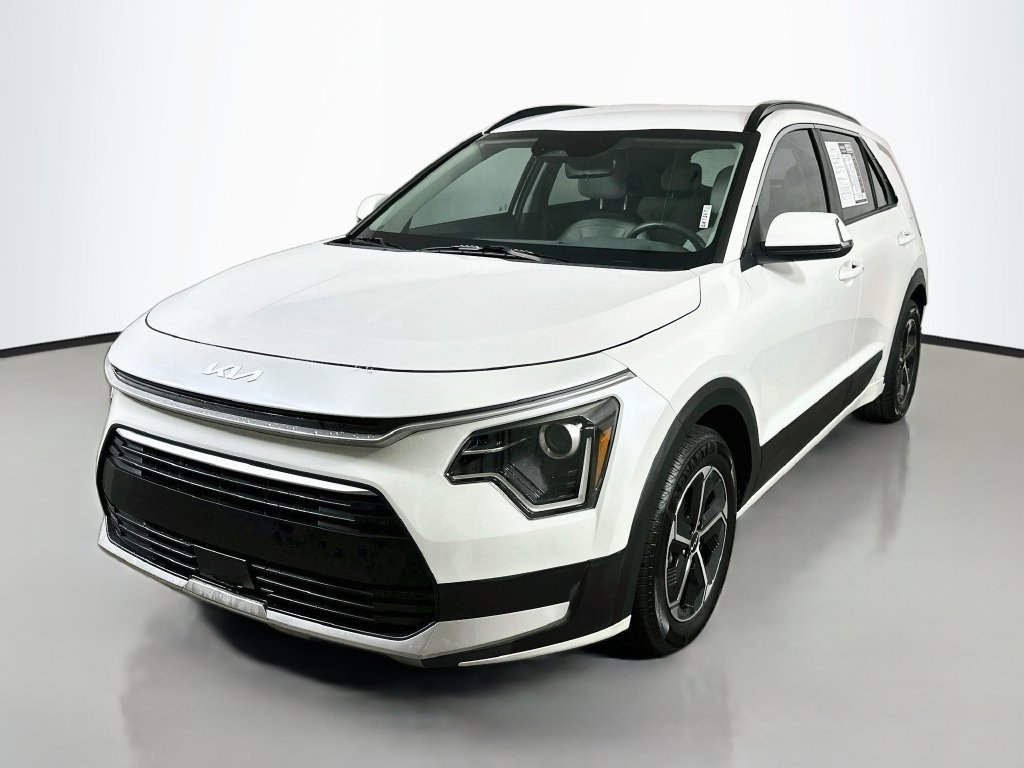 Used 2023 Kia Niro EX FWD image 3
