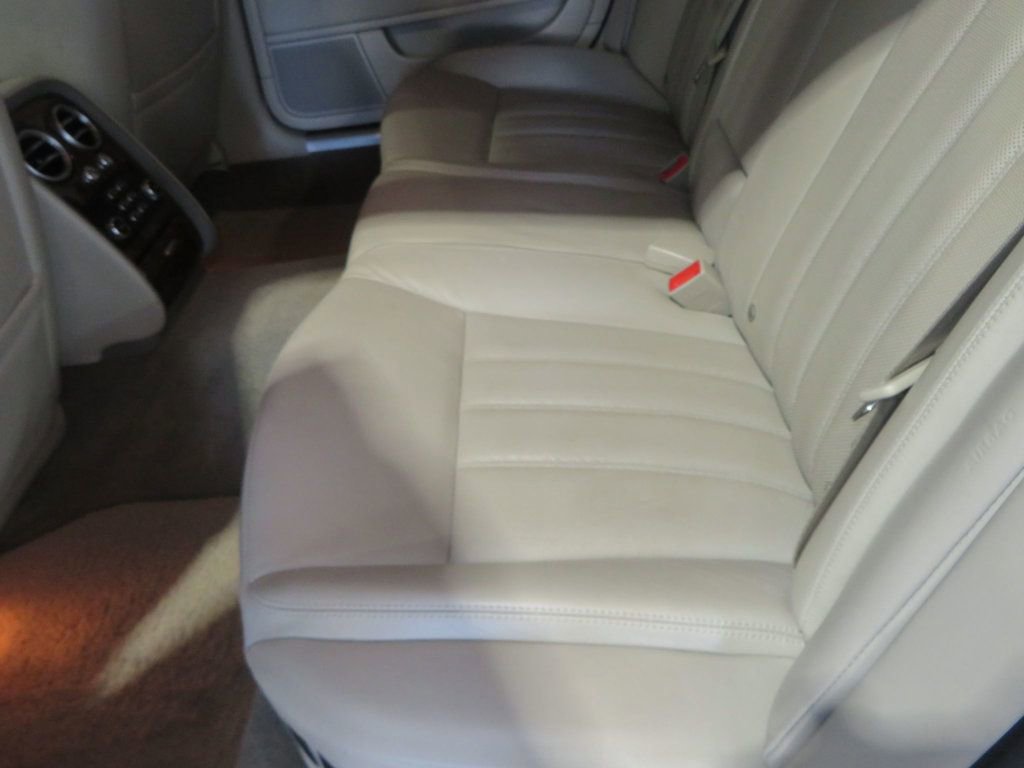 Used 2006 Bentley Flying Spur Flying Spur AWD/4WD image 24