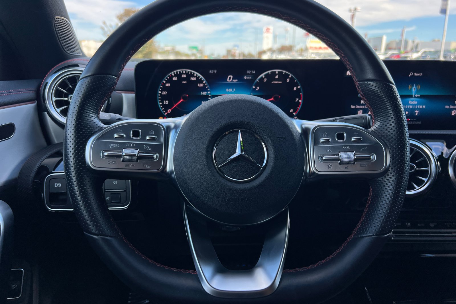Used 2023 Mercedes-Benz CLA 35 AMG 4MATIC image 23