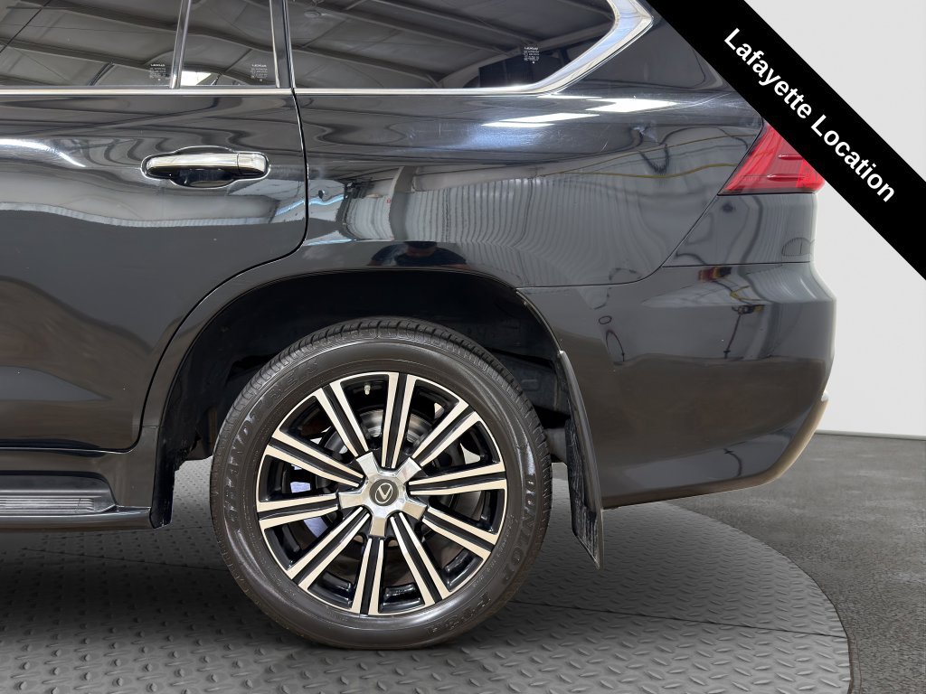 Used 2019 Lexus LX 570 4WD w/ Luxury Package image 26