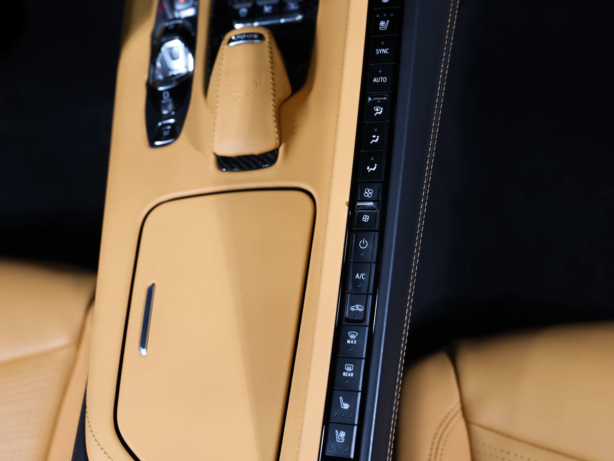 Used 2020 Chevrolet Corvette Stingray Premium Cpe w/ 3LT Preferred Equipment Group image 35