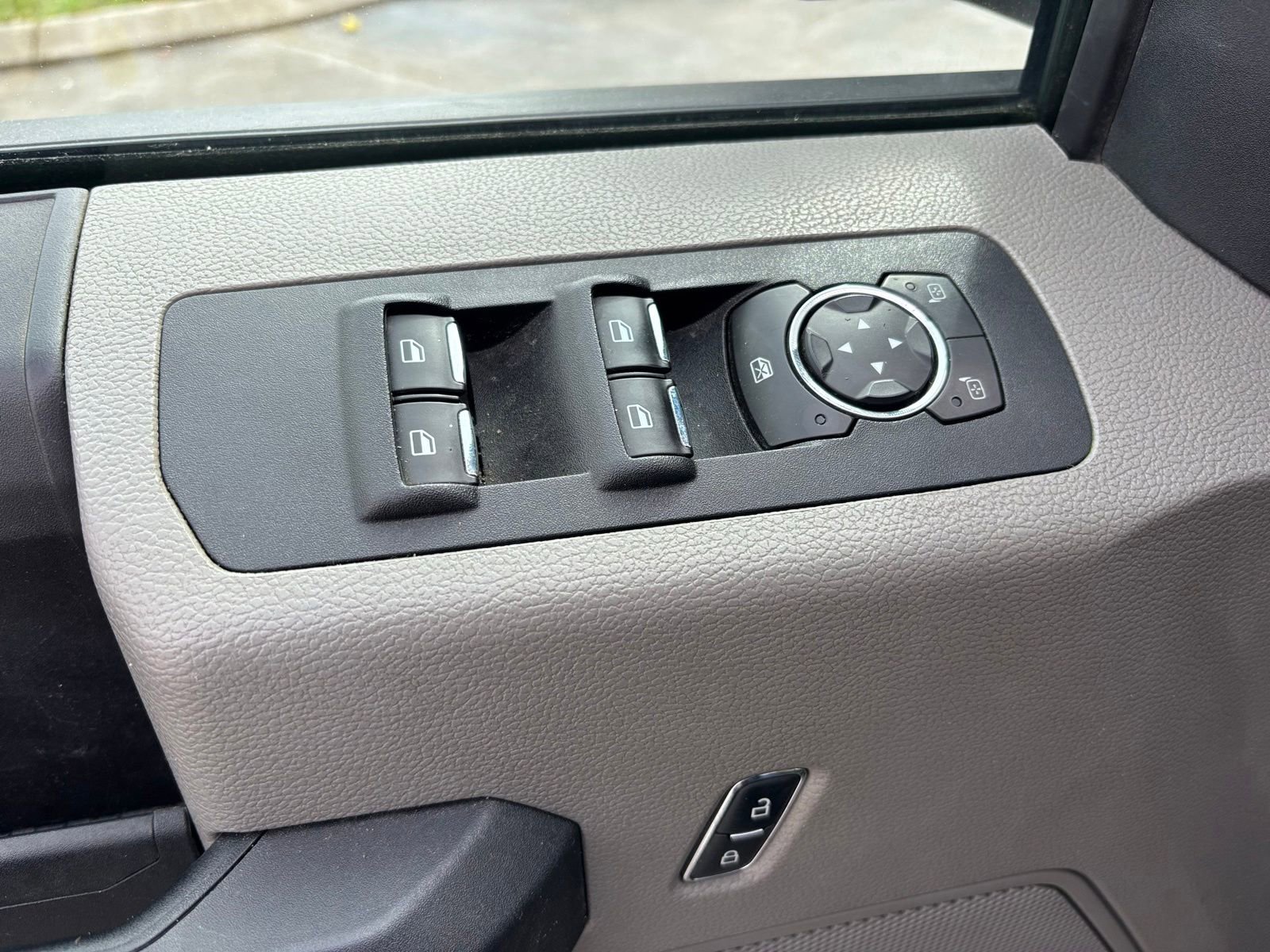 Used 2020 Ford F150 XL w/ Equipment Group 101A Mid AWD/4WD image 19