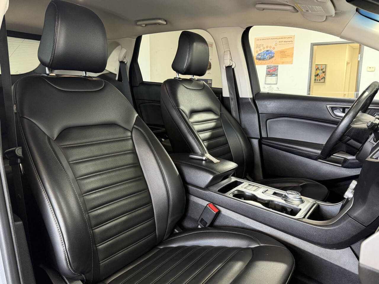 Used 2022 Ford Edge SEL image 22