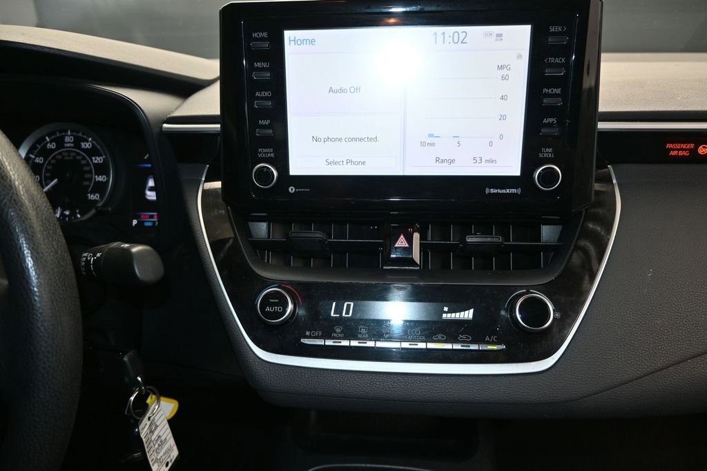 Used 2022 Toyota Corolla LE FWD image 29