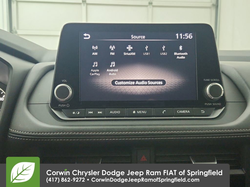 Used 2025 Nissan Rogue SV AWD/4WD image 23