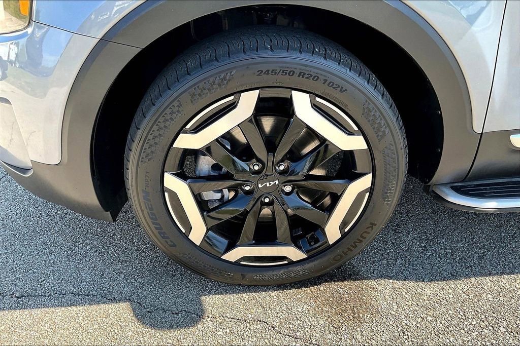 Used 2025 Kia Telluride S image 8