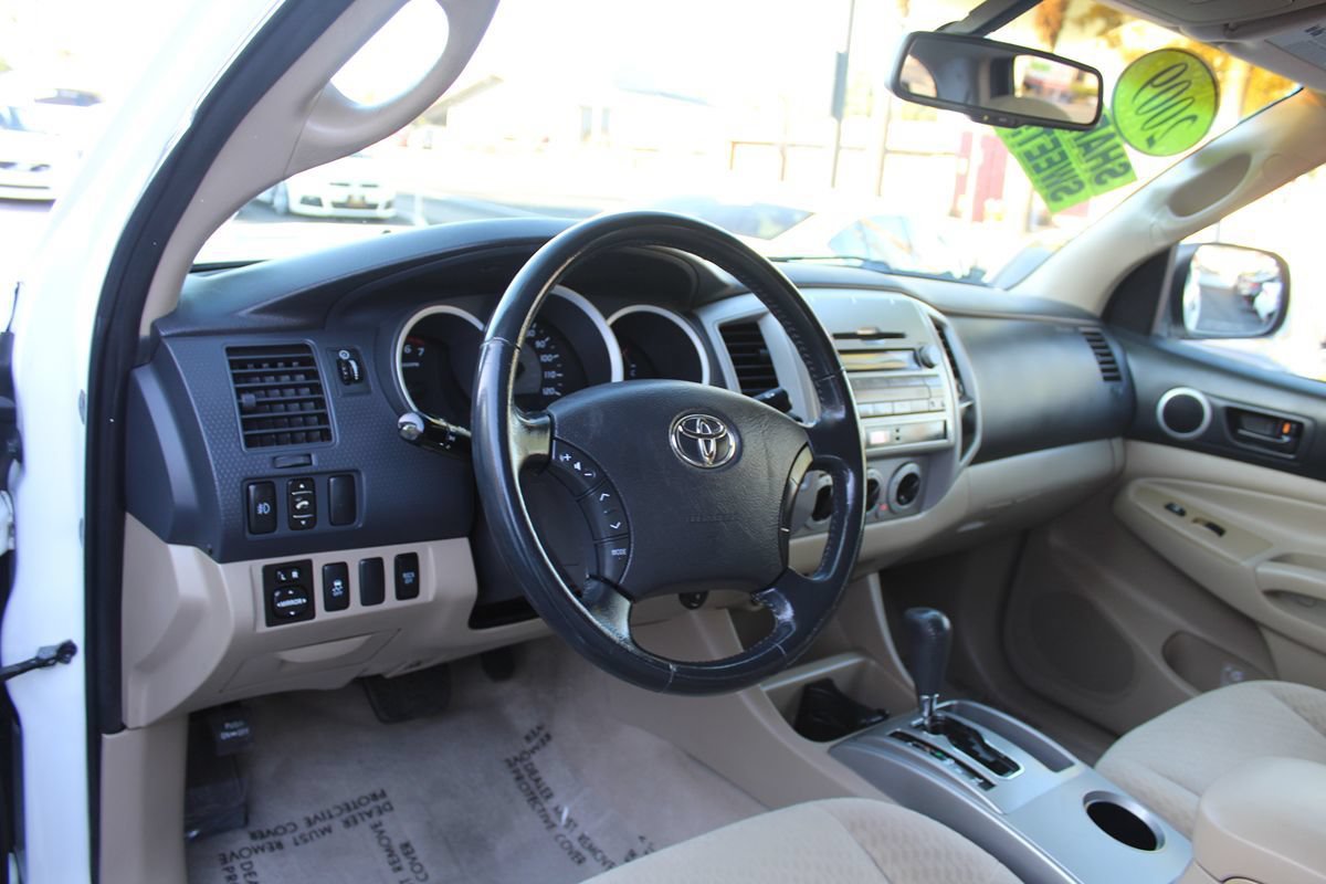 Used 2009 Toyota Tacoma PreRunner RWD image 18