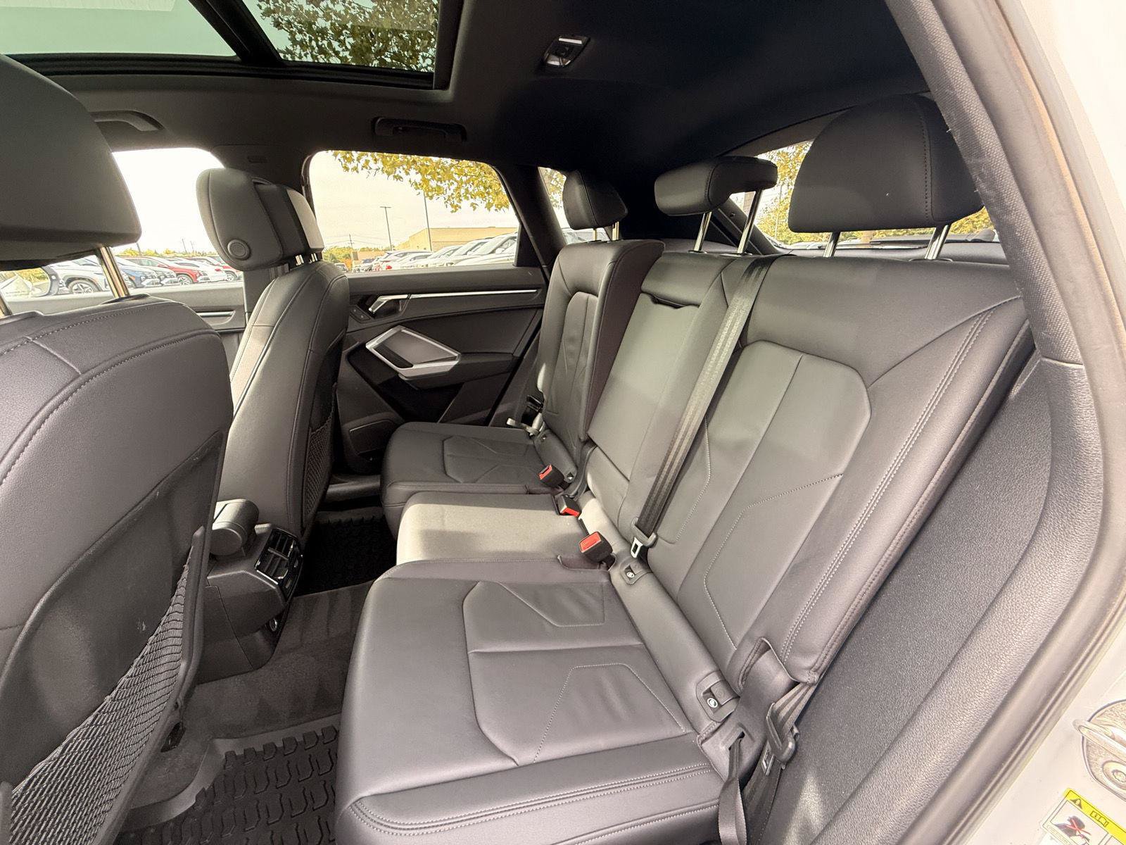 Used 2023 Audi Q3 2.0T Premium Plus AWD/4WD image 18