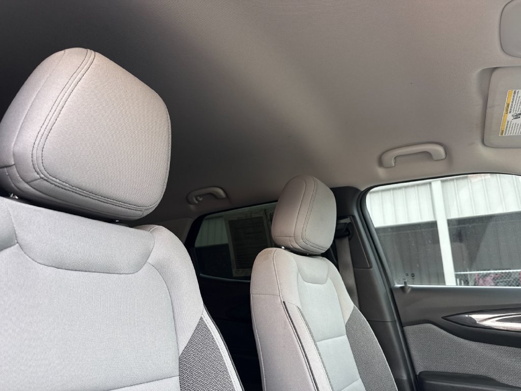 Used 2025 Chevrolet TrailBlazer LT w/ LT Cold Weather Package FWD image 17