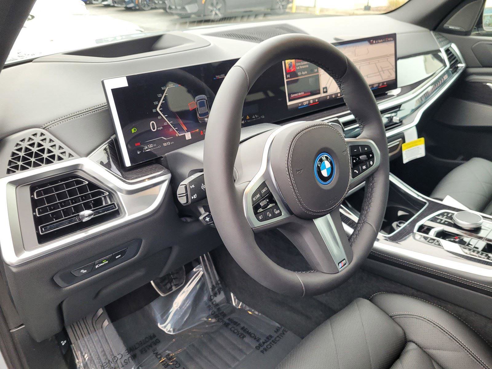 New 2026 BMW X5 xDrive50e w/ M Sport Package AWD/4WD image 8