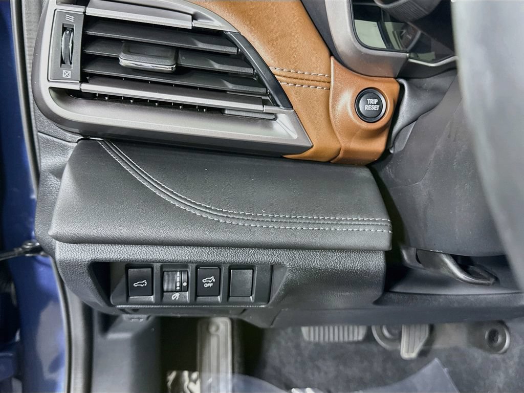 Used 2021 Subaru Outback Touring XT AWD/4WD image 22