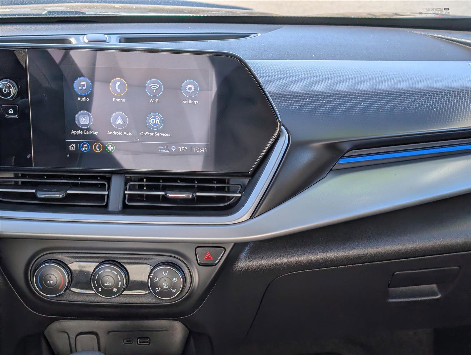 Used 2025 Chevrolet Trax LS image 15