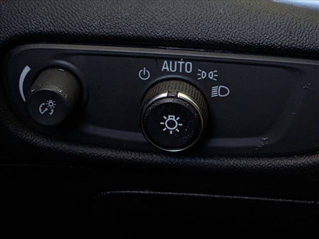 Used 2022 Chevrolet Malibu LT FWD image 11