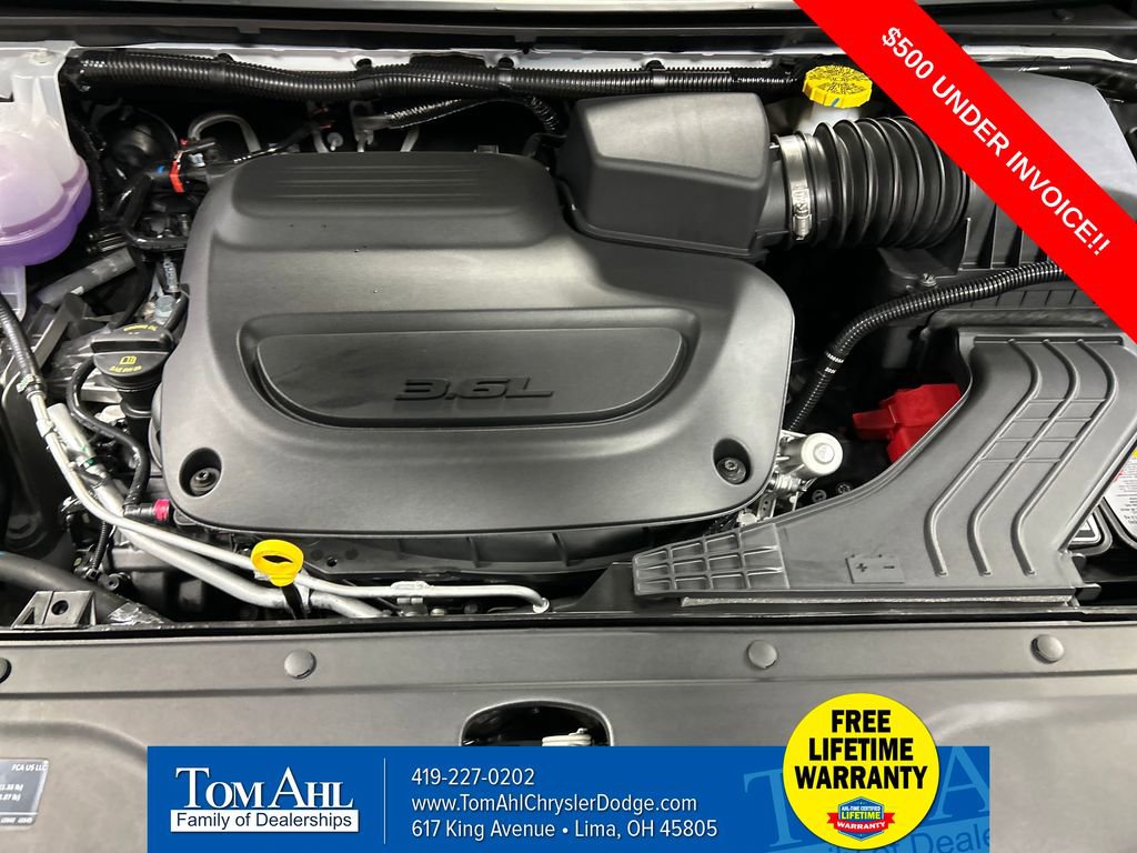 New 2026 Chrysler Voyager LX image 25