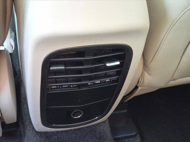 Used 2017 Lincoln MKC Premiere FWD image 16