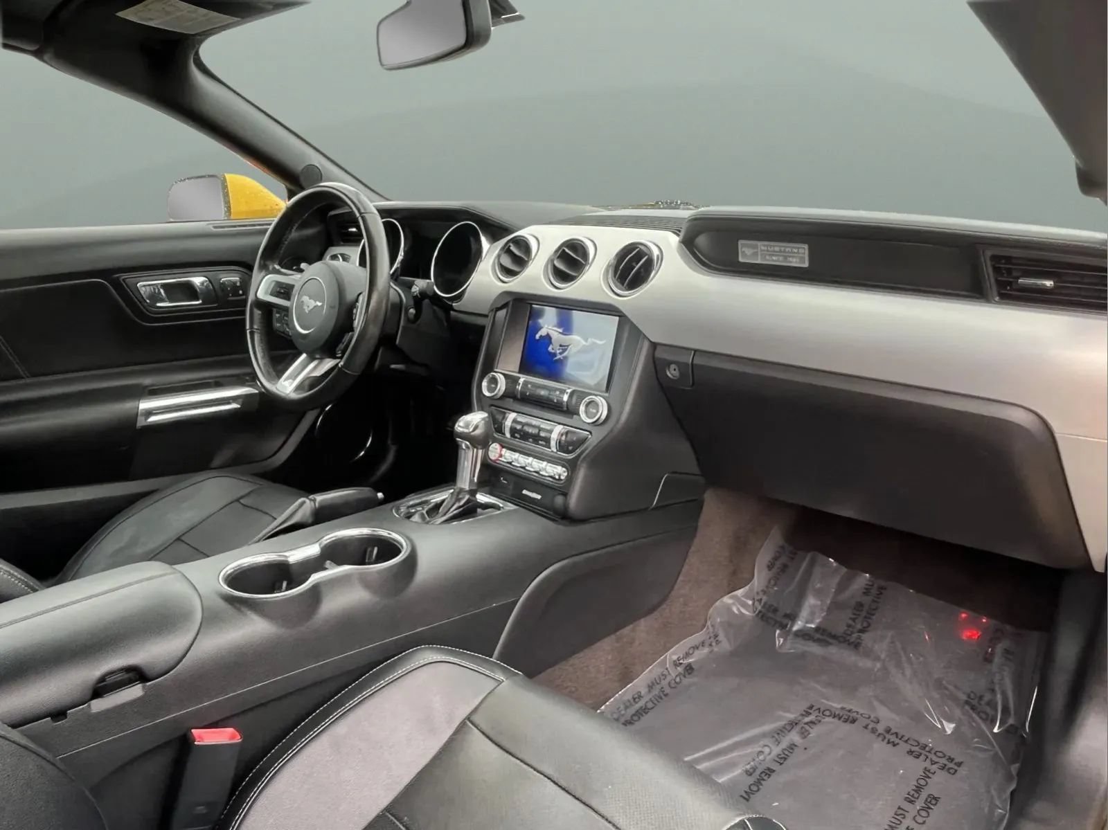 Used 2016 Ford Mustang Premium w/ Equipment Group 201A RWD image 21