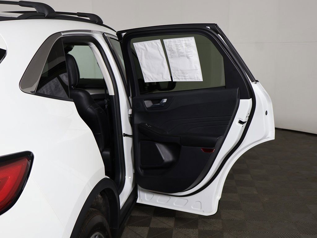 Used 2022 Ford Escape SEL w/ Technology Package image 20