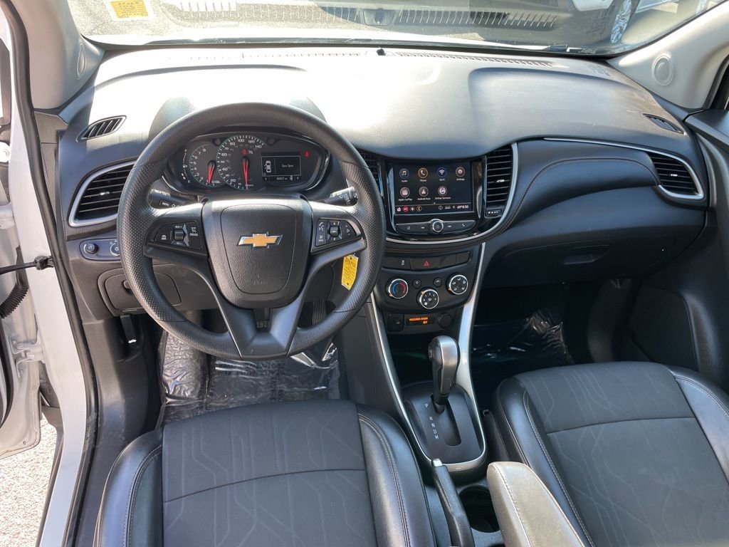 Used 2022 Chevrolet Trax LT AWD/4WD image 24