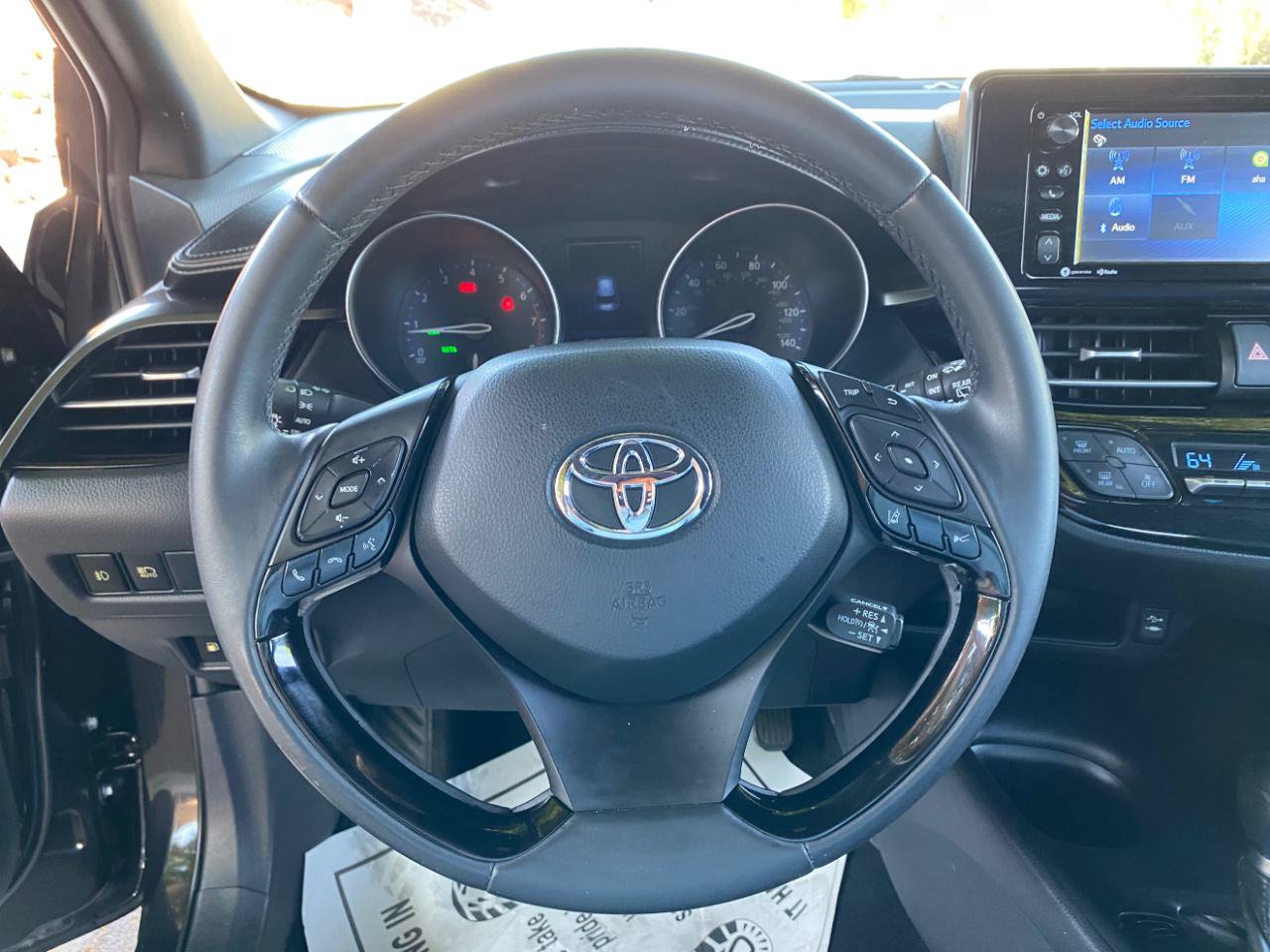 Used 2018 Toyota C-HR XLE FWD image 59